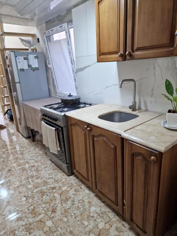 Apartment In Батуми Екстериор снимка